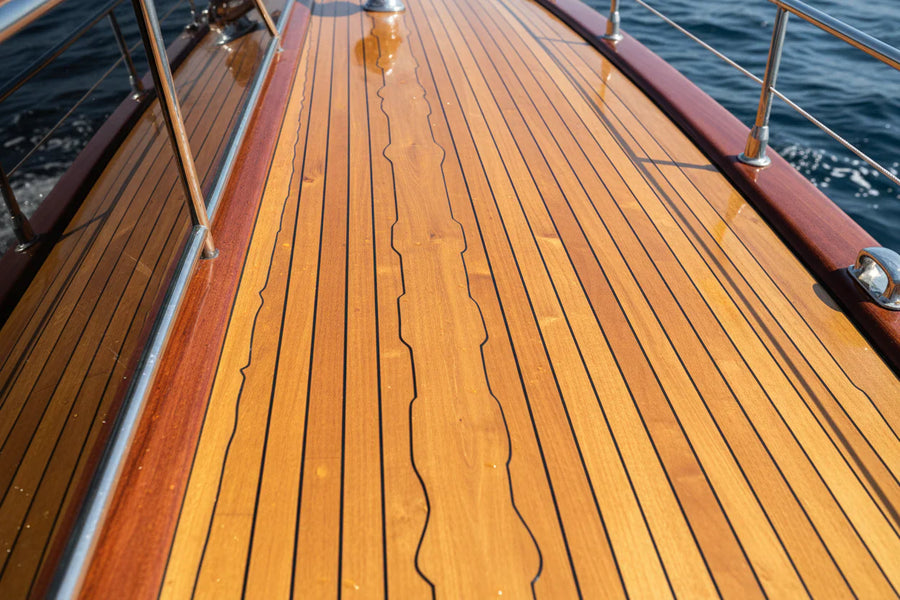 Swissvax Pflegeprodukte für Holzboote & Teakholz