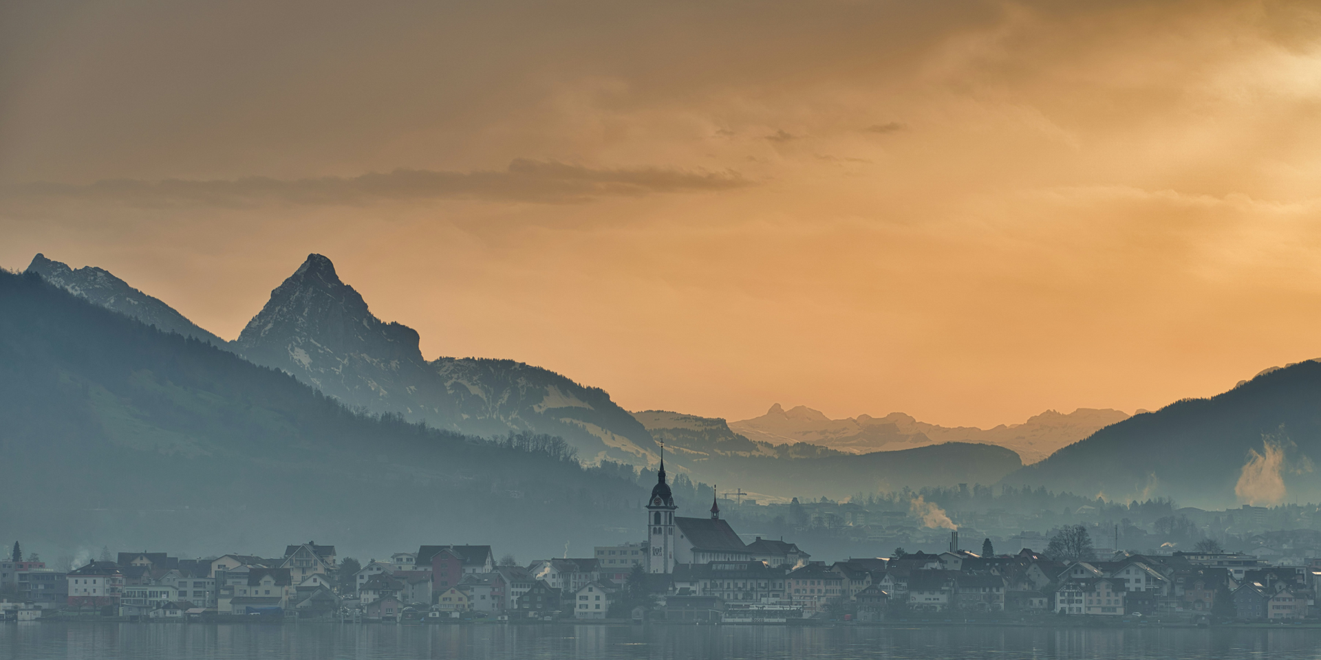 Blüten- & Saharastaub auf dem Auto? So reinigen Sie richtig – ohne Kratzer