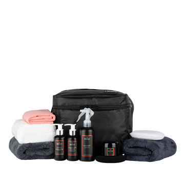 PPF-suojasarja, joka sisältää karnaubavahaa (50 tilavuusprosenttia) käärittyihin ajoneuvoihin